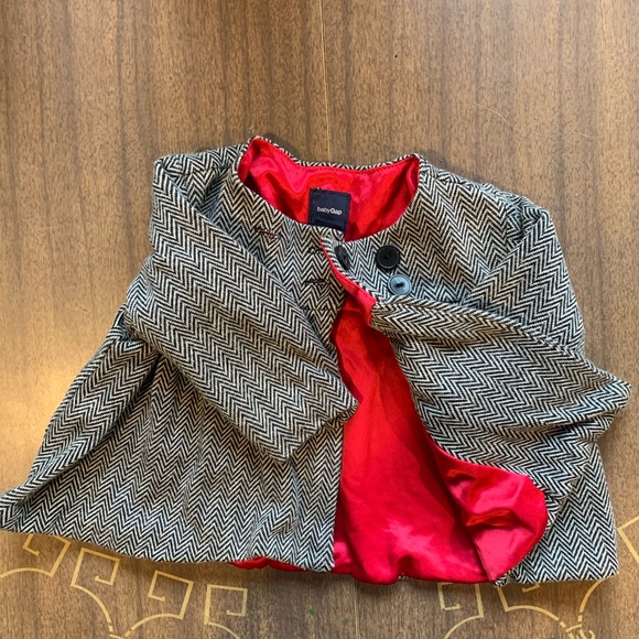 GAP Black and White Pea Coat with Flared Design and Full Length Sleeves - Picture 3 of 5